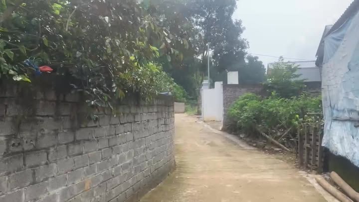 Nhà mới 200m² tại thôn Thanh Vị, Sơn Tây - Ô tô vào tận nơi, giá chỉ 2 tỷ!