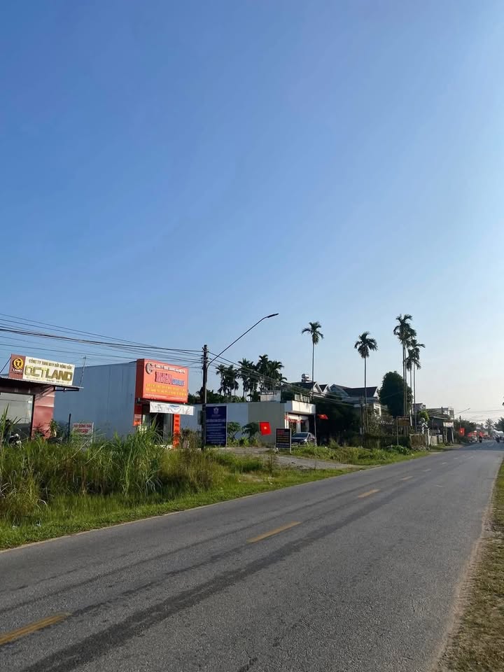 FrontHouse Quốc lộ 24b, Tịnh Hà 125m² giá 1 tỷ - Đầu tư sinh lời ngay!