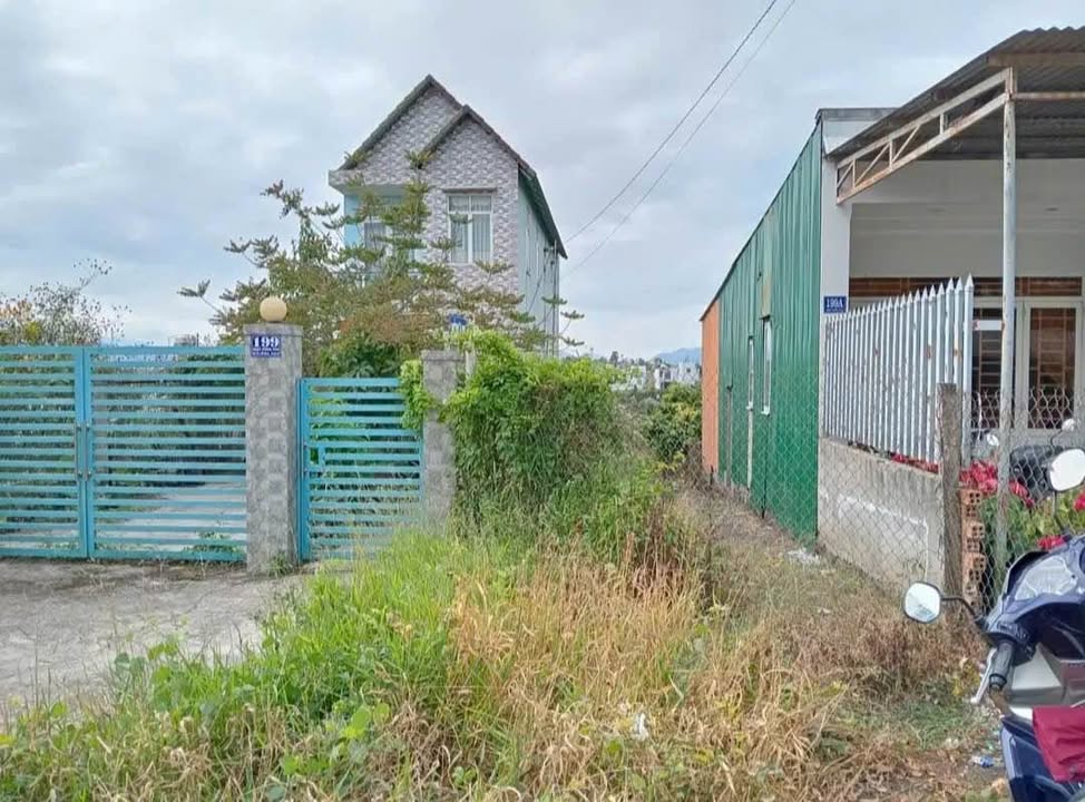 Đất nền mặt tiền Mạc Đĩnh Chi, Bảo Lộc 250m² - Giá chỉ 1.5 tỷ!