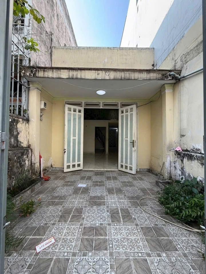 Nhà cấp 4 Hẻm xe hơi Lý Tuệ, Tân Sơn Nhì 64m² giá 6.4 tỷ - Sổ hồng riêng, sang tên ngay!