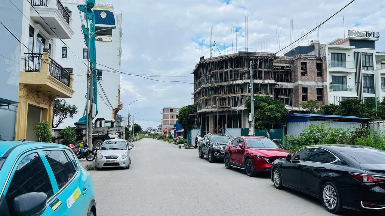 Bán đất Cửa Trại, Thủy Hà, 86m² giá 4 tỷ - Hướng Đông, vị trí đẹp!