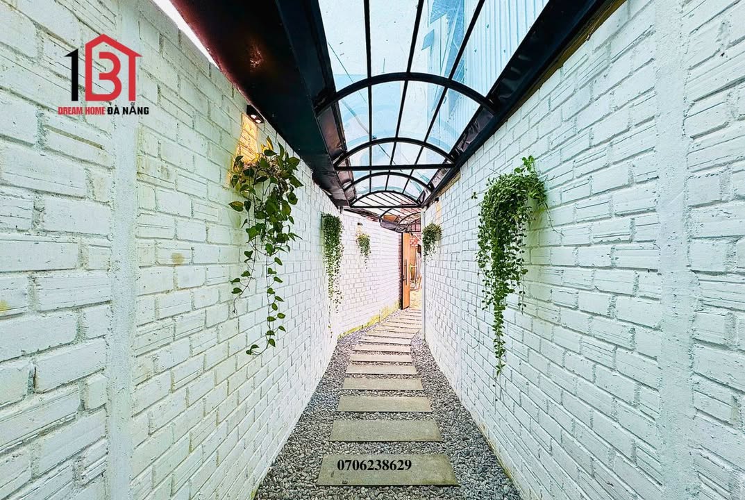 Nhà 2 tầng đường Lê Duẩn, quận Hải Châu, 78m² giá 4.89 tỷ - Không gian sống lý tưởng!