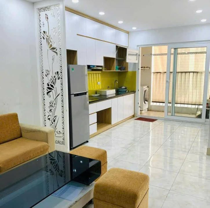 Căn hộ Gemek 1 Đông Anh 2PN giá 8 triệu - Full nội thất, ban công đông nam