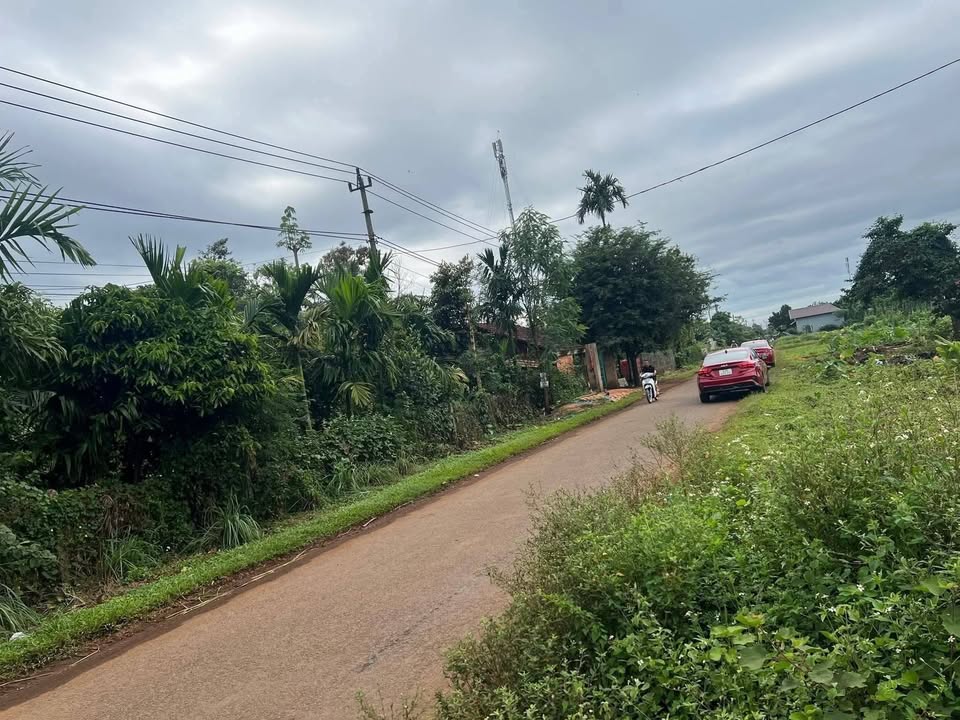 Đất nền Eakmat, Hòa Thắng, Buôn Ma Thuột 200m² giá 1.35 tỷ - Tiềm năng sinh lời cao!