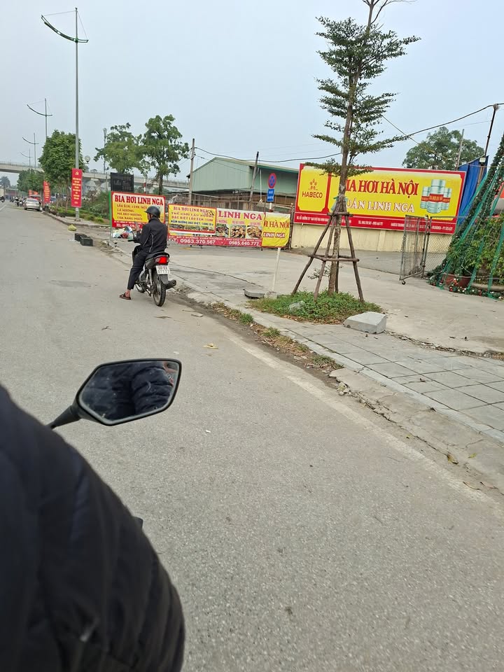 Nhà An Khánh 30m² giá 5 tỷ - Full nội thất, gần chợ và trường học!