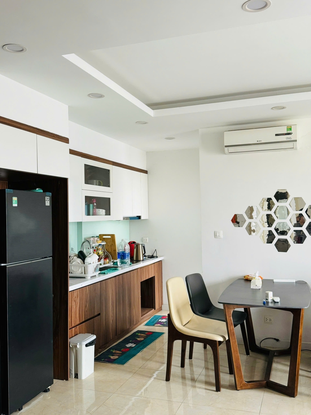 Căn hộ 2 PN tòa C7 Vinhomes D Capitale Trần Duy Hưng 71m² giá 9.6 tỷ - Nhà đẹp vào ở ngay!