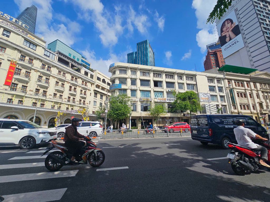 Cho thuê góc 2 mặt tiền Tôn Đức Thắng - Đồng Khởi 600m² giá 200 triệu - Địa điểm kinh doanh lý tưởng!