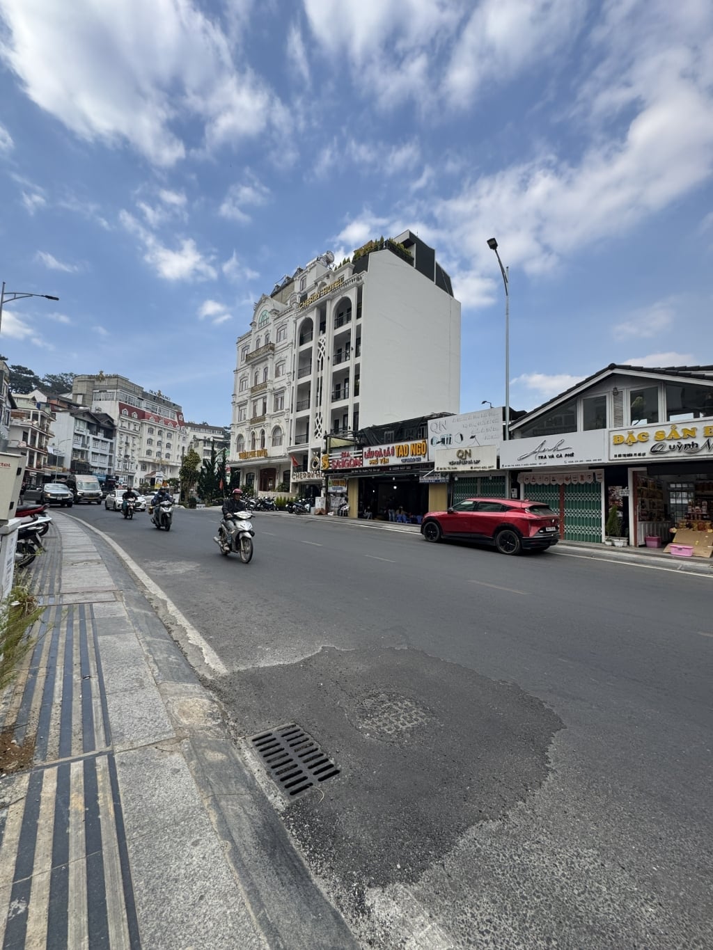 Cho thuê mặt bằng mặt tiền đường Bùi Thị Xuân, Đà Lạt 60m² - Kinh doanh đa ngành nghề!