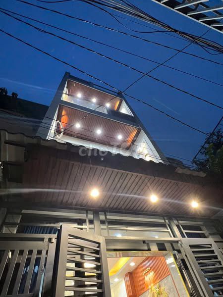 Nhà phố Phường Bình Đông Quận 8, 3,8x10m, giá 5,77 tỷ - Thiết kế hiện đại, đầy đủ nội thất!