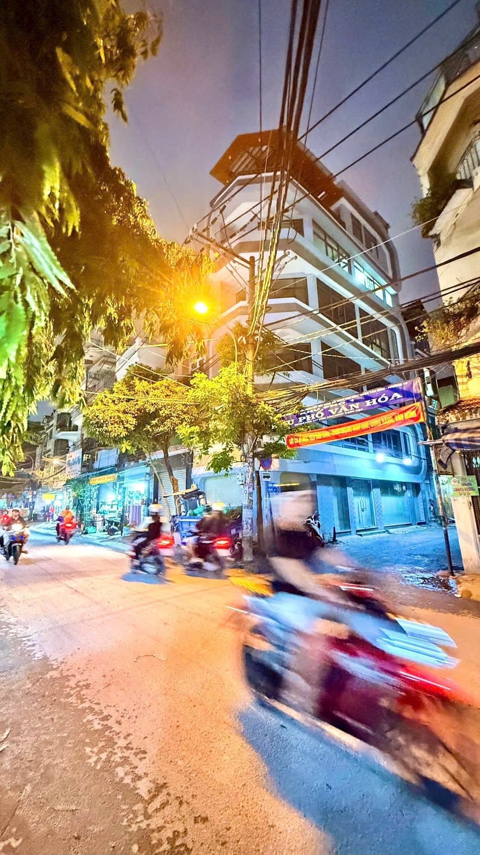 Bán căn góc 2 mặt tiền Ni Sư Huỳnh Liên, Quận Tân Bình, 60m² giá 17.5 tỷ - Đầu tư sinh lời ngay!