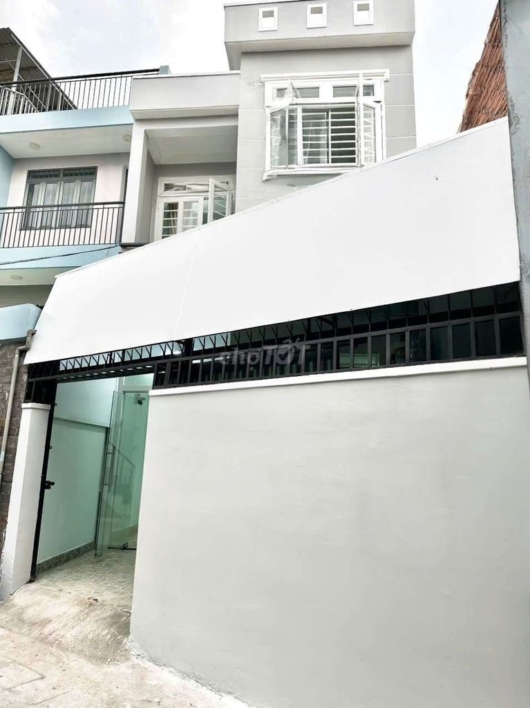 Nhà nguyên căn Thủ Đức 70m² giá 10 triệu - Thuận tiện và đầy đủ tiện nghi!