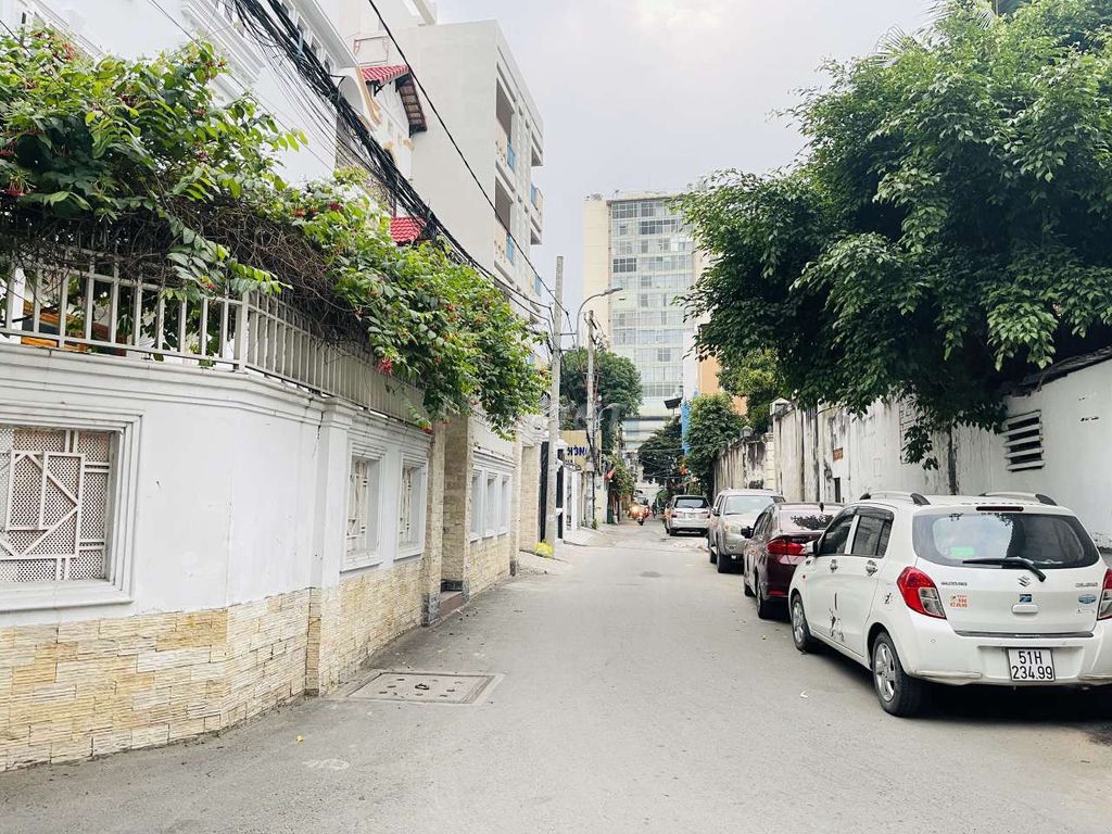 Nhà phố hẻm xe tải 7m Ung Văn Khiêm 76m² giá 15 tỷ - Tiềm năng phát triển lớn!