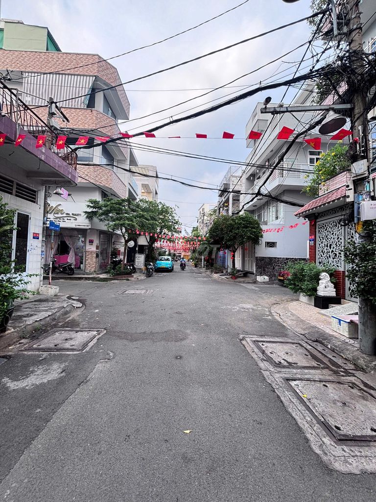 Nhà mặt tiền 12m phố ẩm thực Cư xá Phú Lâm B 66m² giá 8.5 tỷ - Cơ hội đầu tư tuyệt vời!