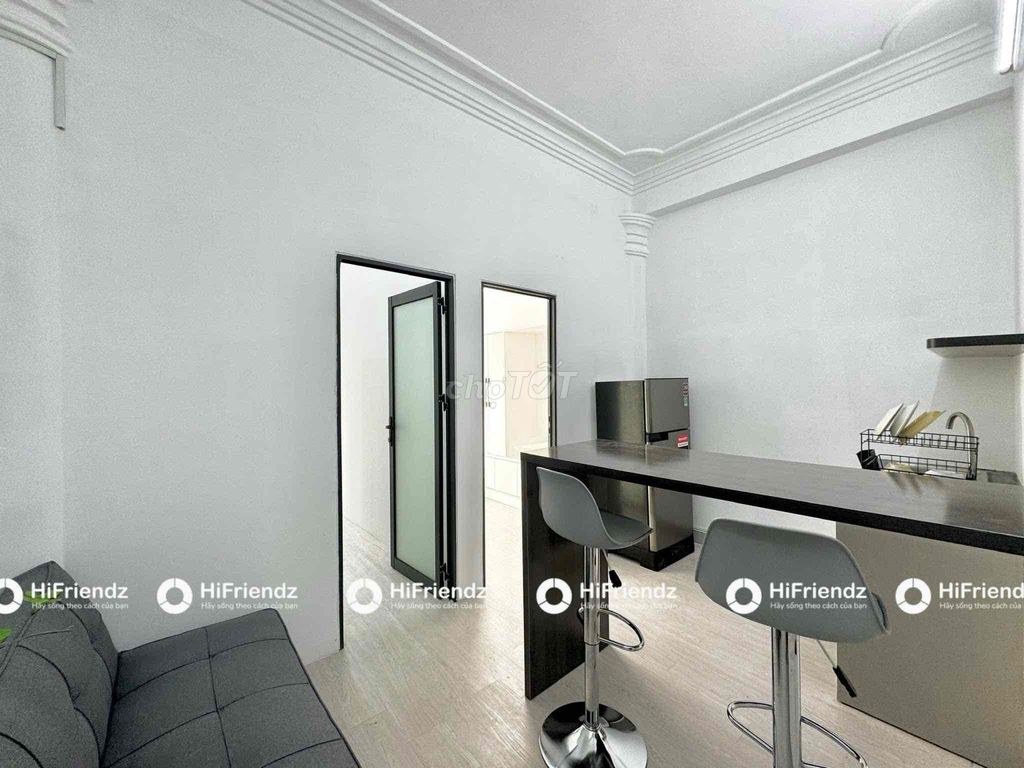 Căn hộ 2PN Lý Thường Kiệt, Quận 10 giá 9.5 triệu - Dọn vào ở ngay!