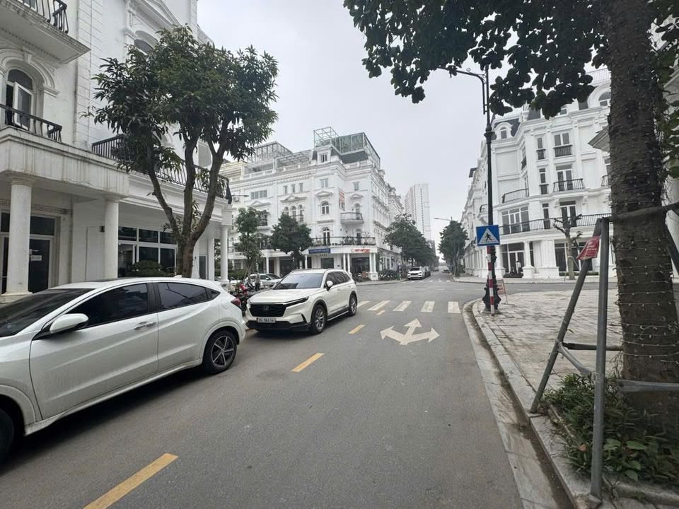 Townhouse 5 tầng đường Lê Quang Đạo kéo dài 100m² giá 20 tỷ - Cơ hội đầu tư tuyệt vời!