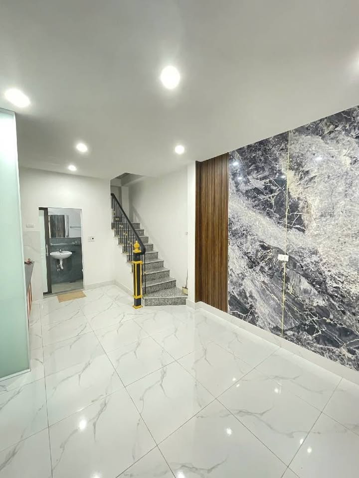 Nhà phố Lĩnh Nam - Vĩnh Hưng 26m² giá 3.2 tỷ - Pháp lý rõ ràng, không quy hoạch!