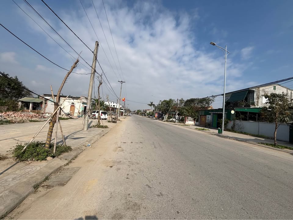 Đất mặt đường Nguyễn Trường Tộ, TP Vinh 119.7m² giá 7.8 tỷ - Đầu tư sinh lời cao!