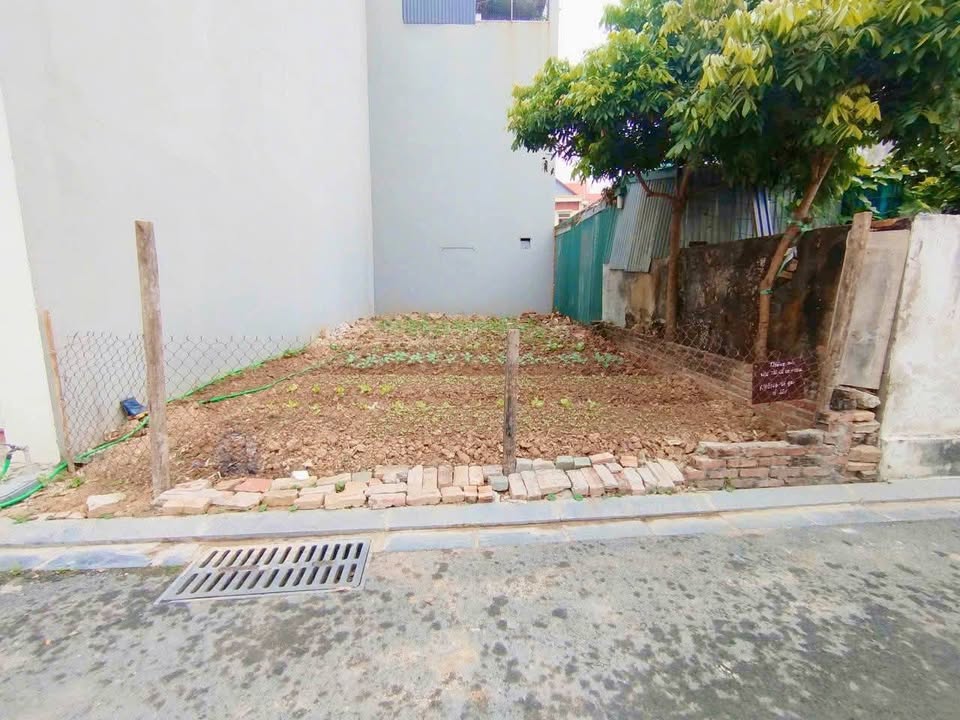 Đất ở lâu dài Quan Âm - Bắc Hồng - Đông Anh 56,6m² giá 4 tỷ - Sổ đỏ chính chủ!