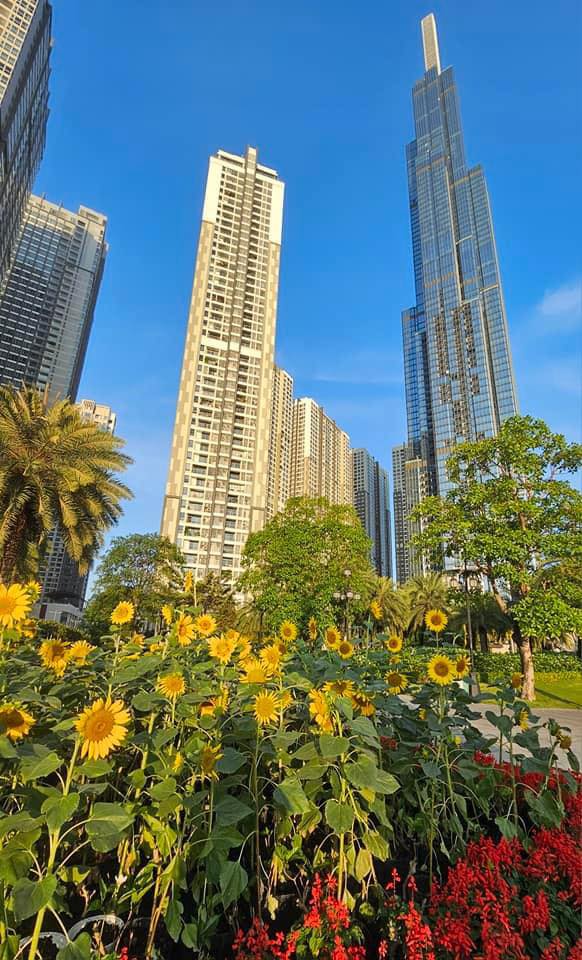 Căn hộ 3PN Vinhomes Central Park, 123m² giá 16.8 tỷ - View sông hoàn hảo!