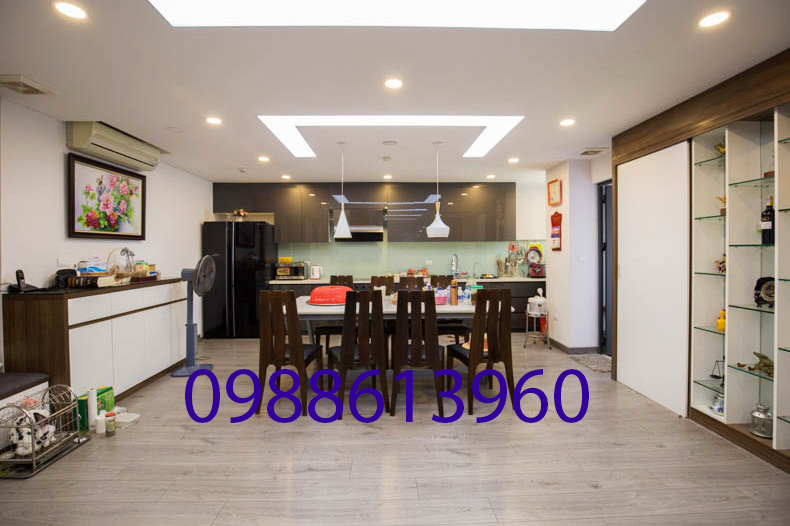 Penthouse tòa G2/3 Ciputra, 180m² giá 1x tỷ - Thiết kế hiện đại, view hồ tuyệt đẹp!