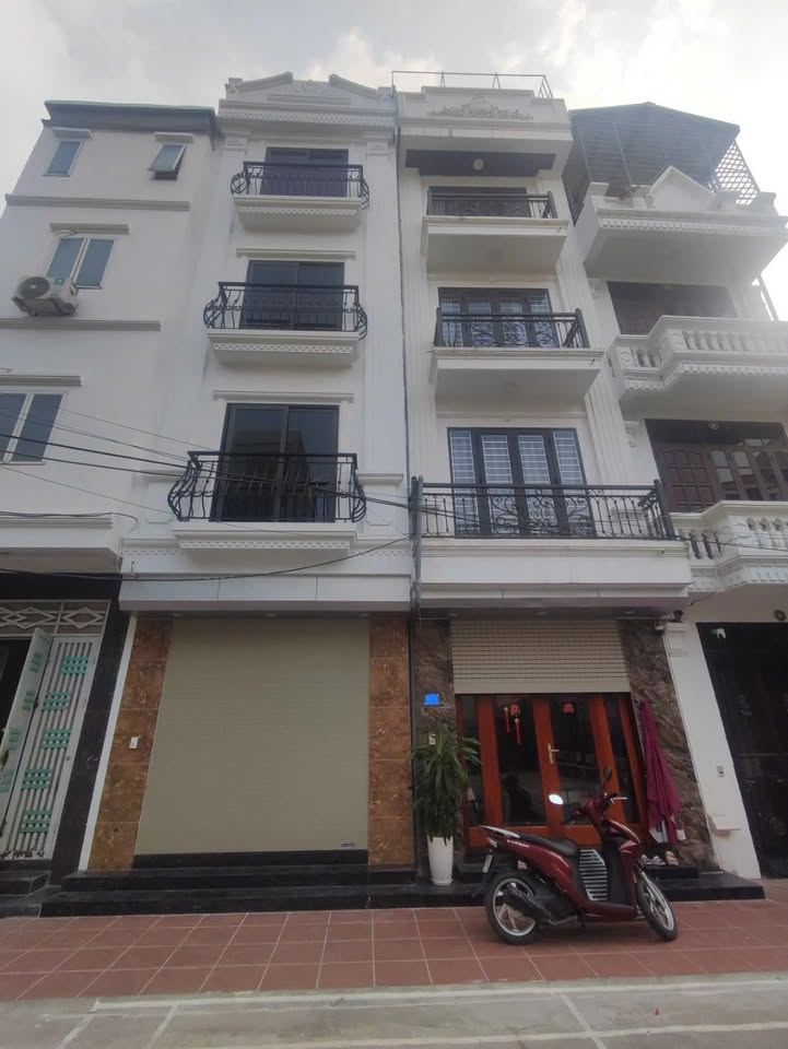 Nhà riêng Ngô Quyền, Hà Đông 35m² giá 9.2 tỷ - Nội thất xịn, vào ở ngay!