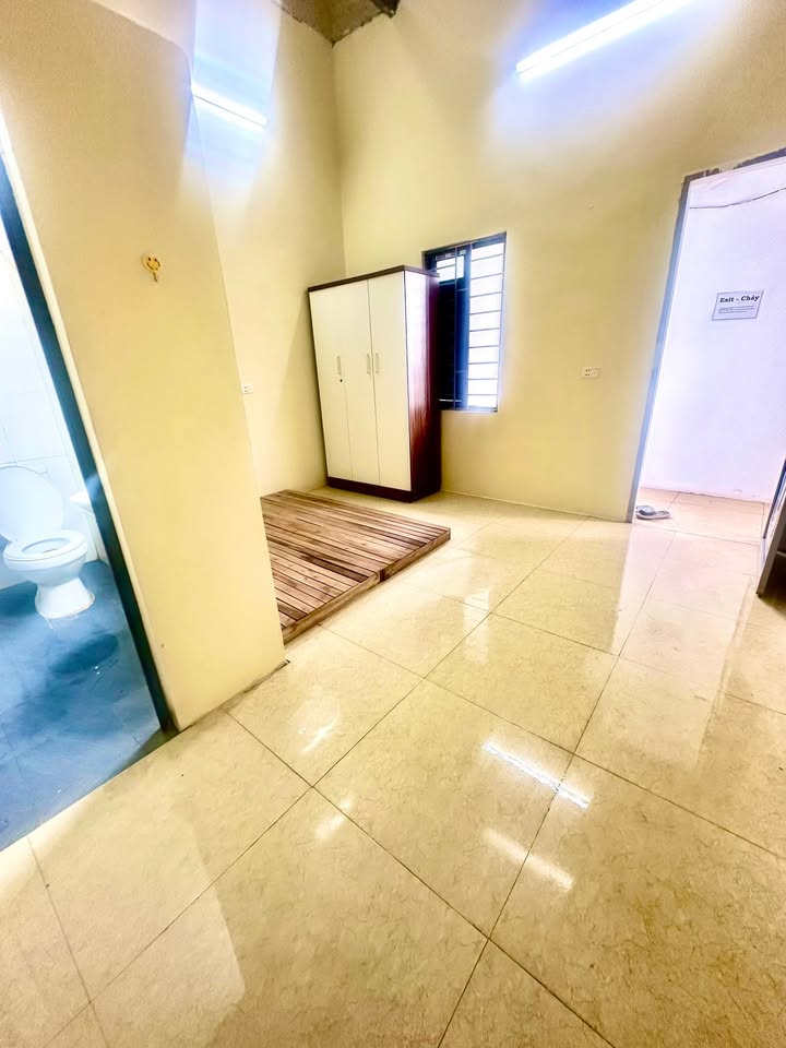 Phòng cho thuê tại 165 Cầu Giấy, 20m² giá 2.3 triệu - Không gian tiện nghi, thoải mái!