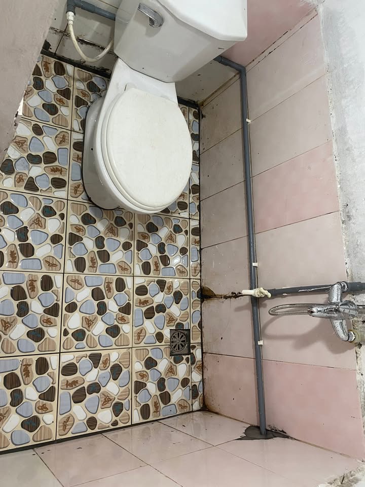 Phòng cho thuê khép kín tại Mễ Trì, giá 2.1 triệu - Sẵn sàng vào ở ngay!