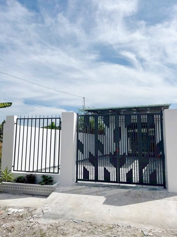 Nhà hẻm 45 Ngô Quyền, Long Hoa, Tây Ninh 167m² giá 1.09 tỷ - Tiện ích đầy đủ!