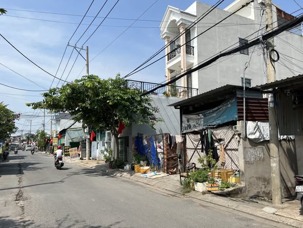 Nhà cấp 4 hẻm Hiệp Thành 13, Quận 12, 107m² giá 4.2 tỷ - Mặt tiền xe tải quay đầu!