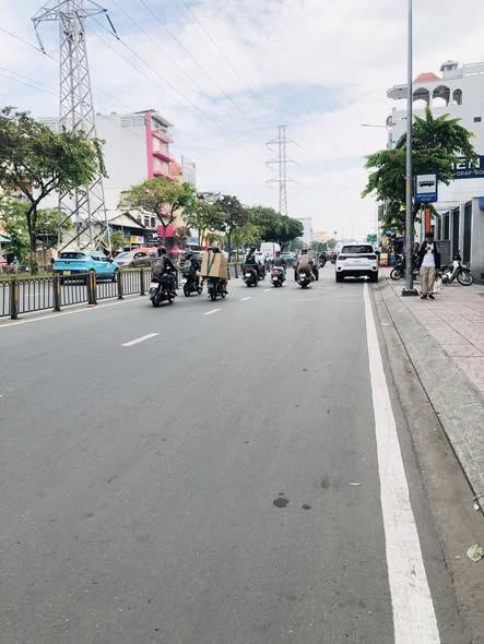 Nhà Quận 6, Kinh Dương Vương 64m² giá 8 tỷ - Dòng tiền ổn định 15 triệu/tháng!