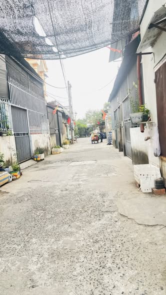 Dãy trọ 7 phòng Dĩ An 108m² giá 3.68 tỷ - Tiềm năng sinh lời cao!