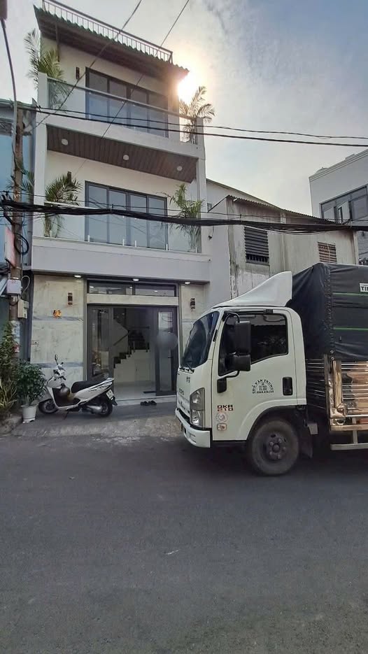 Nhà mặt tiền Tú Mỡ, P7 Gò Vấp 31m² giá 4.7 tỷ - Cơ hội đầu tư tuyệt vời!