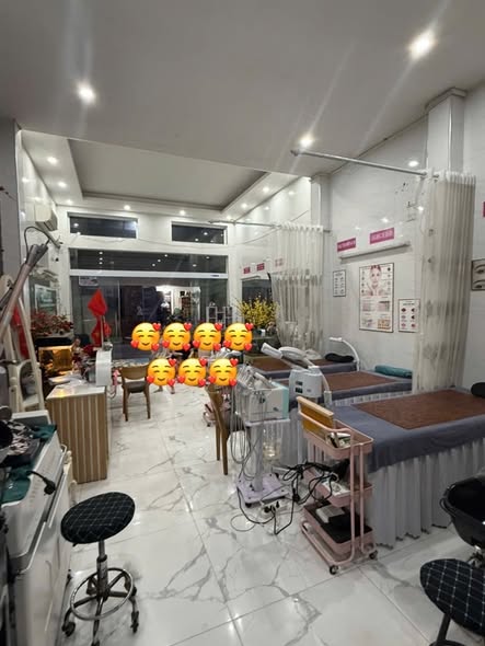 Nhà mặt ngõ phố Hoa Lâm, Long Biên 90m² giá 21.95 tỷ – Kinh doanh đắc địa!