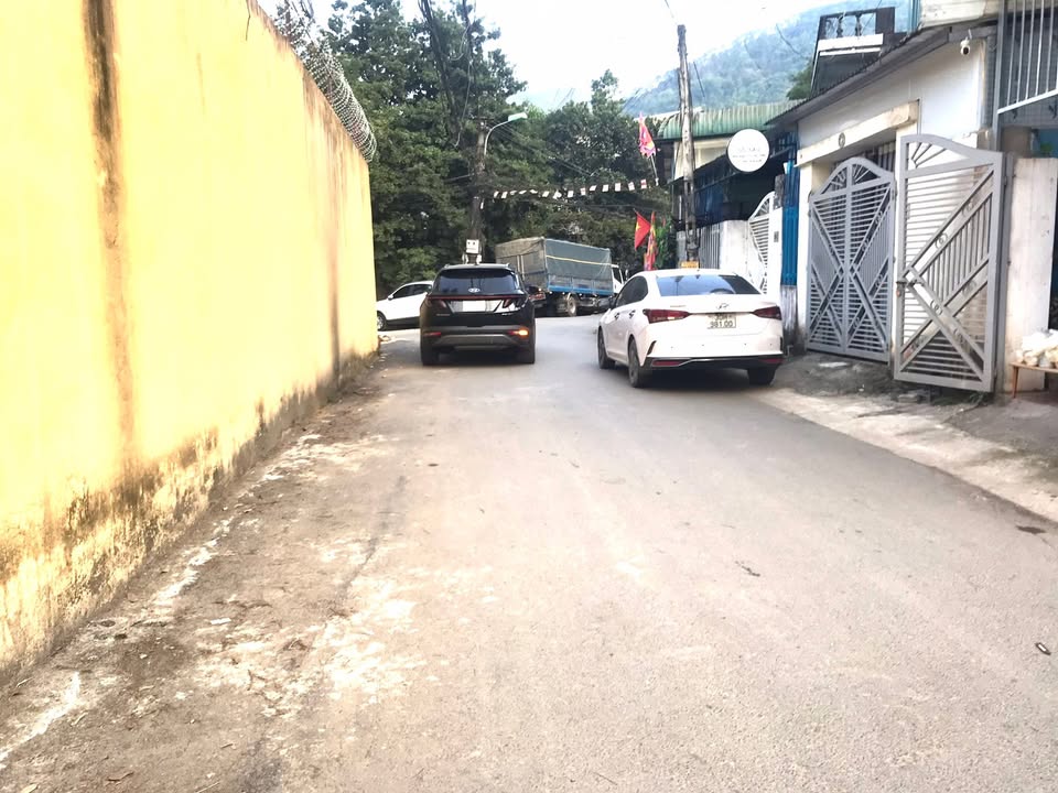 Nhà riêng đường QL6, TP Hòa Bình 64m² giá 1 tỷ - Giao dịch nhanh chóng!