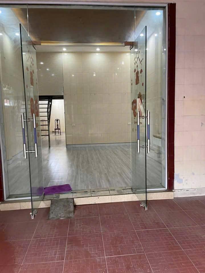 Nhà cho thuê Phường Lê Lợi 90m² giá 5.5 triệu - Phù hợp kinh doanh và ở lâu dài!