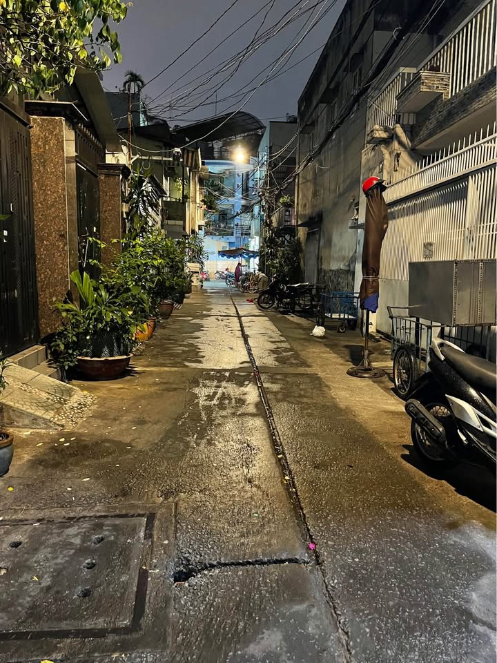 Nhà 3 tầng Tôn Thất Hiệp Q11 29m² giá 4 tỷ - Đầu tư sinh lời ngay!