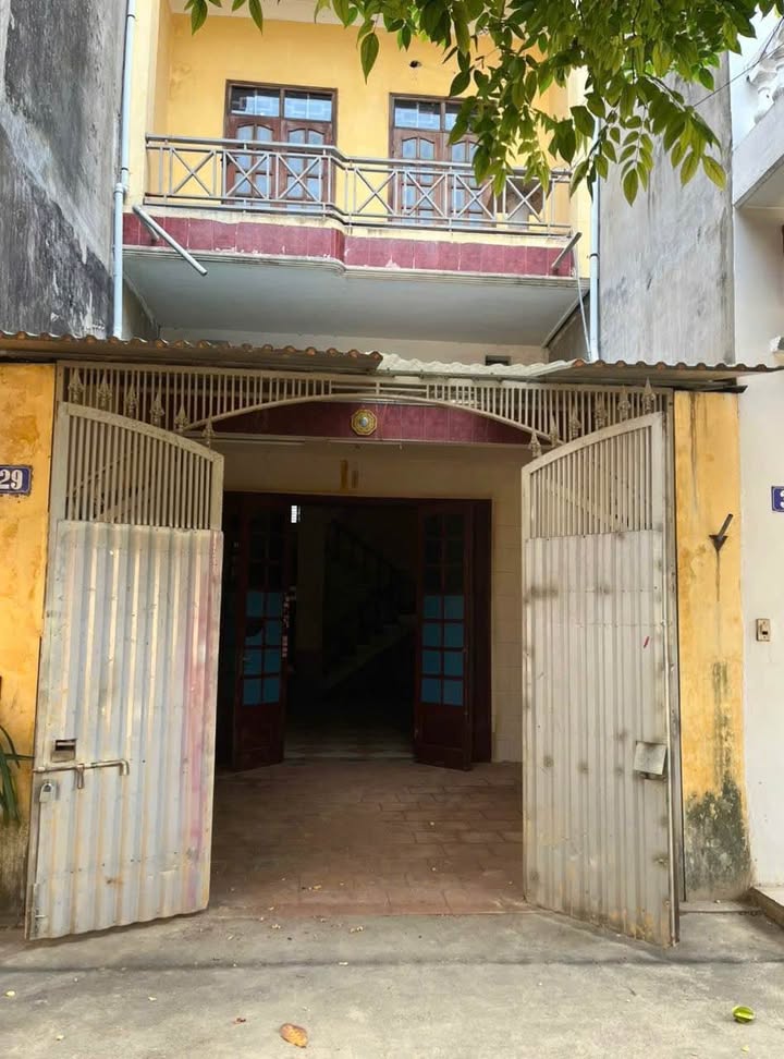 Nhà 2 tầng trung tâm TP Thái Nguyên 99.6m² giá 3 tỷ - Chính chủ bán gấp!