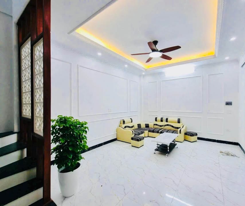 Nhà riêng Vĩnh Hưng 32m² giá 6 tỷ - Chính chủ bán nhanh!