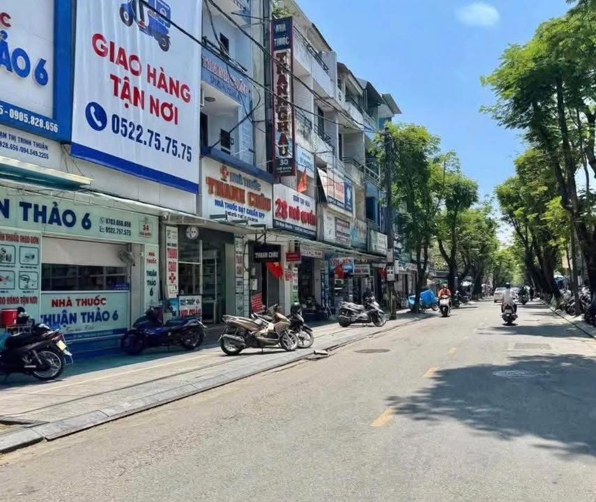 Nhà mặt tiền Ngô Quyền, Huế 60m² giá 20 triệu - Vị trí đắc địa cho kinh doanh!