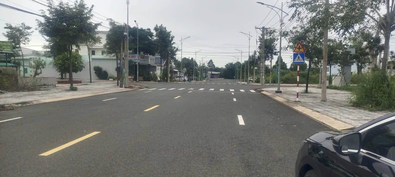 Đất thổ cư mặt tiền Lý Thường Kiệt, Tân Phú, Đồng Xoài 6m², giá 2.9 tỷ - Cơ hội đầu tư hấp dẫn!