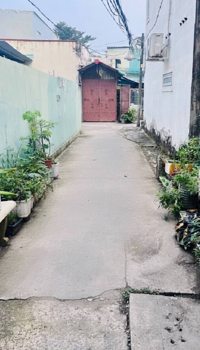 Đất thổ cư Hoàng Quốc Việt, Quận 7, 65m² giá 4 tỷ - Vị trí đẹp, sổ hồng riêng!