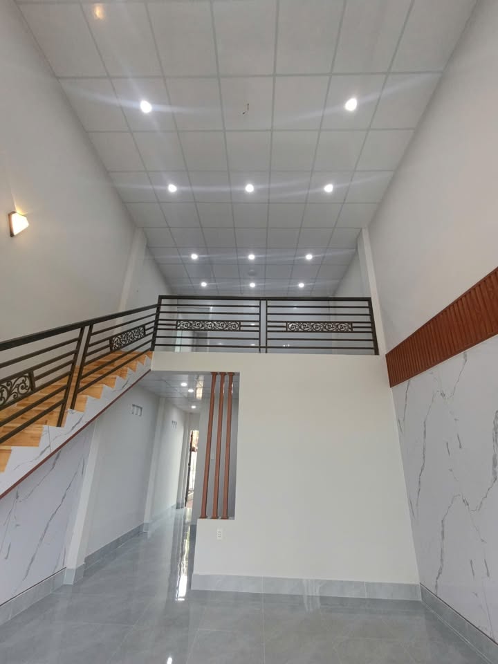 Nhà phố 103m² tại Phường Long Hoa, Tây Ninh giá 1.2 tỷ - Hạ giá mạnh!