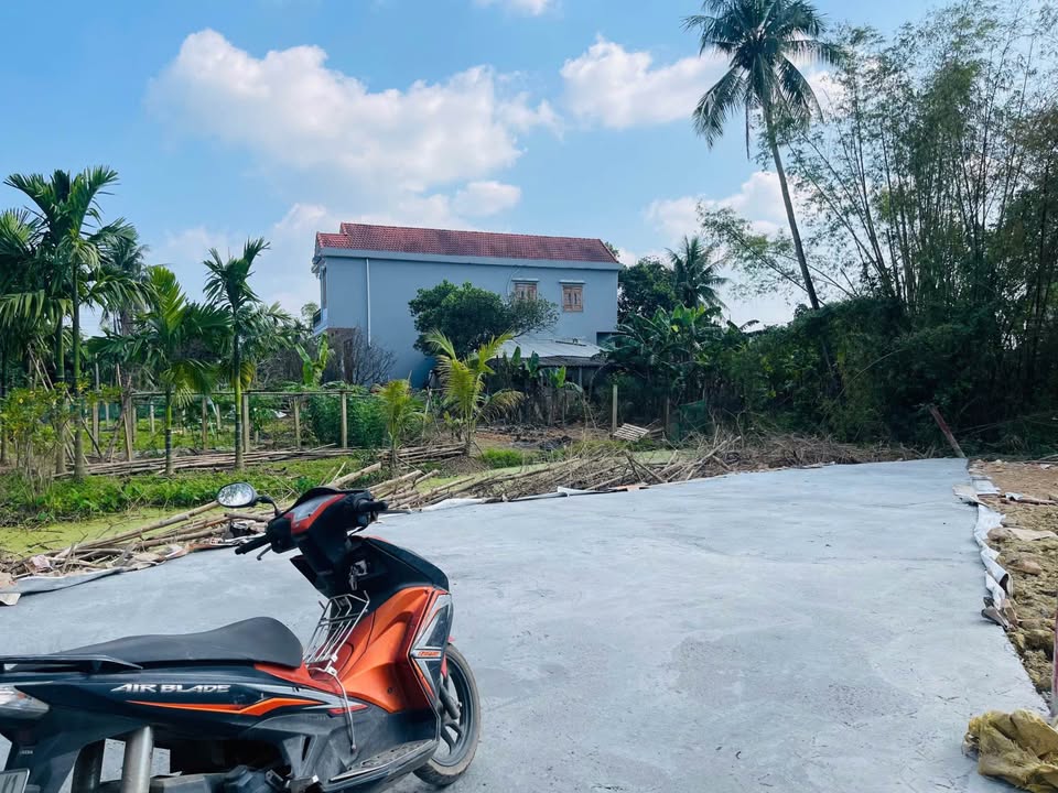 Đất nền 299m² tại xã Hòa Phong, Huyện Hòa Vang - Giá 2.2 tỷ, ô tô vào tận nơi!