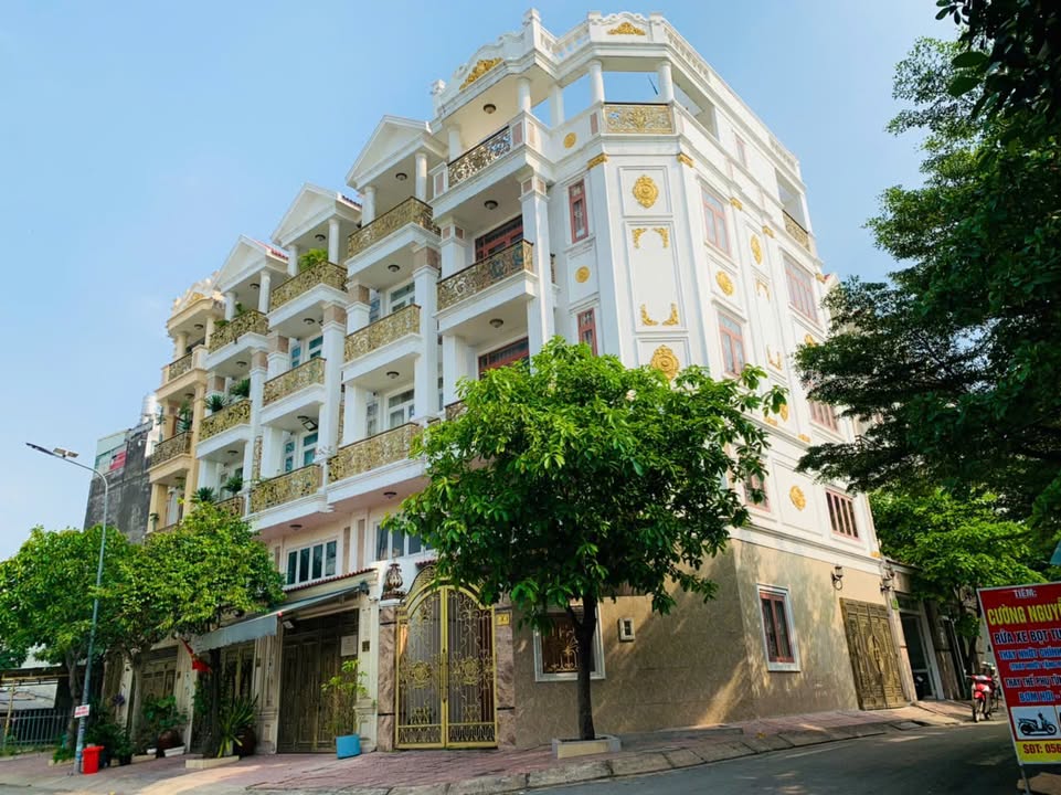 Lô đất góc KDC Lộc Vừng, Quốc Lộ 13, 72m² giá 10.8 tỷ - Đầu tư sinh lời ngay!