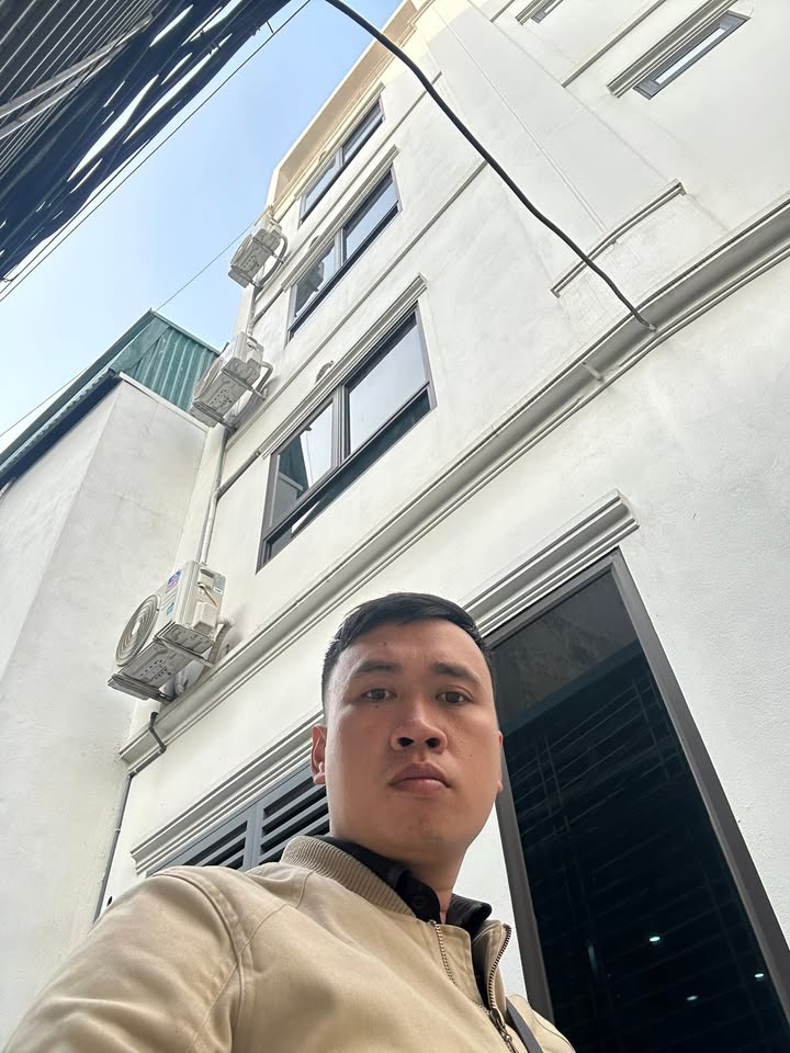 Nhà phố Tây Mỗ, 33m², giá 6 tỷ - Ở ngay giữa VinHomes SmartCity!