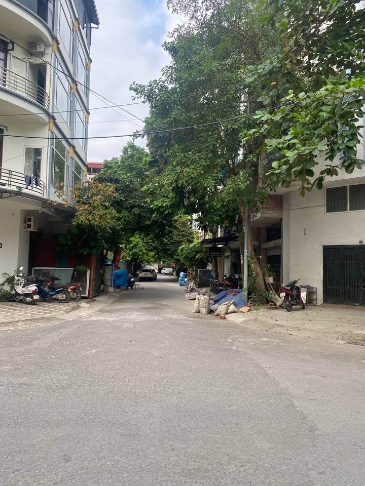 Nhà phố KĐT Xa La Hà Đông 50m² giá 17.5 tỷ - Chính chủ bán gấp!