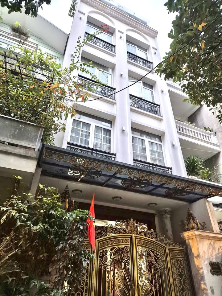 Toà nhà Apartment Hoàng Đạo Thành 63m² giá 24 tỷ - Đầu tư sinh lời ngay!