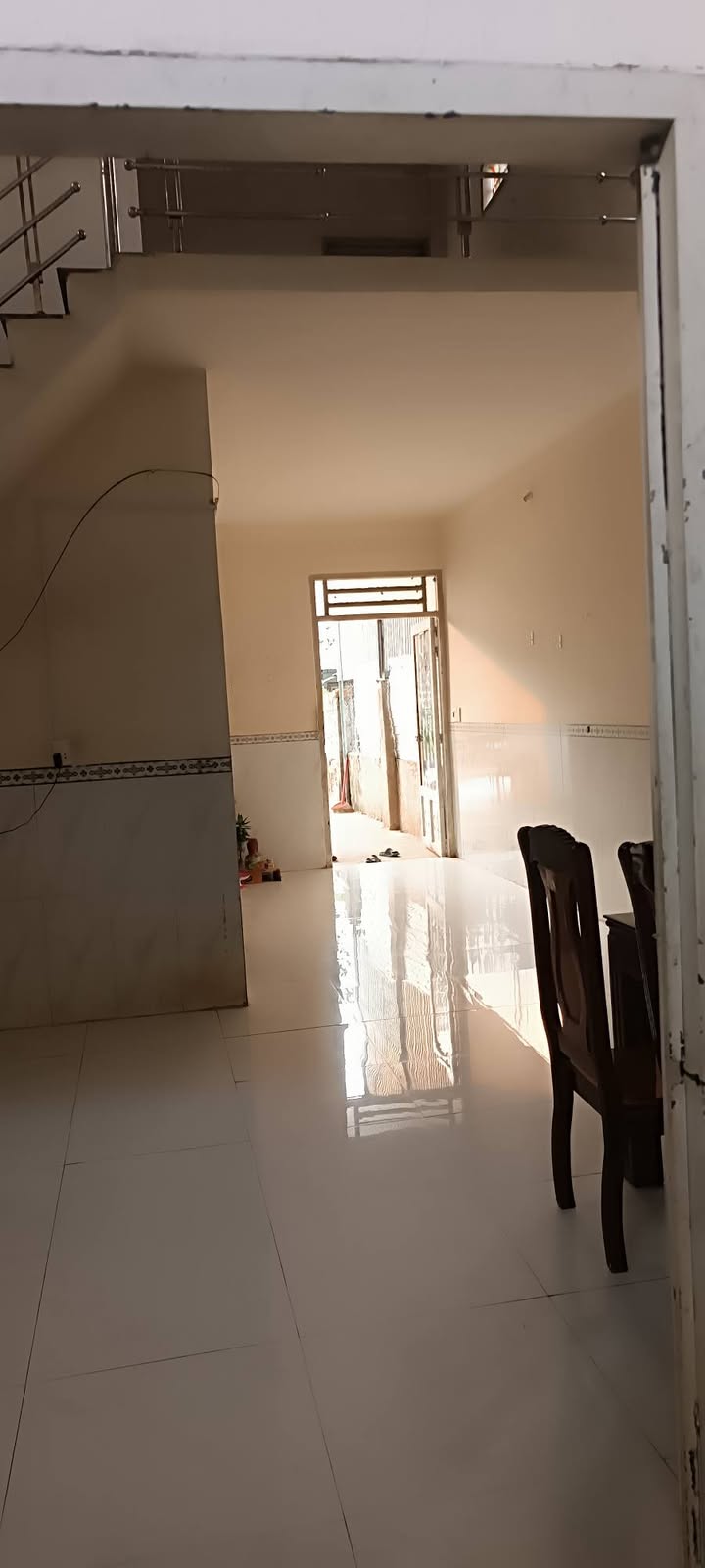 Nhà nguyên căn tại Trảng Bom 180m² giá chỉ 3 triệu - Không gian yên tĩnh, tiện nghi đầy đủ!