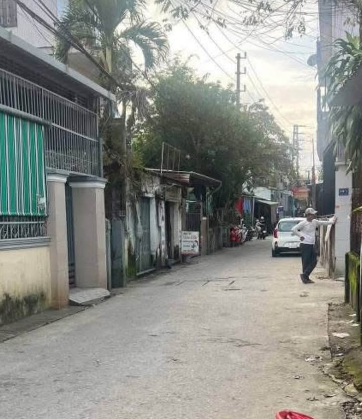 Đất 2 mặt tiền Ngự Bình 142m² giá 3.5 tỷ - Vị trí đắc địa hiếm có!