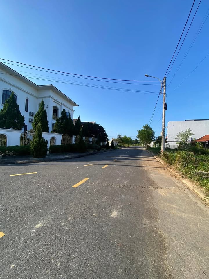 Đất nền Khoá Bảo Đông Hà 200m² giá 1.9 tỷ - Sổ hồng chính chủ, vị trí tuyệt đẹp!